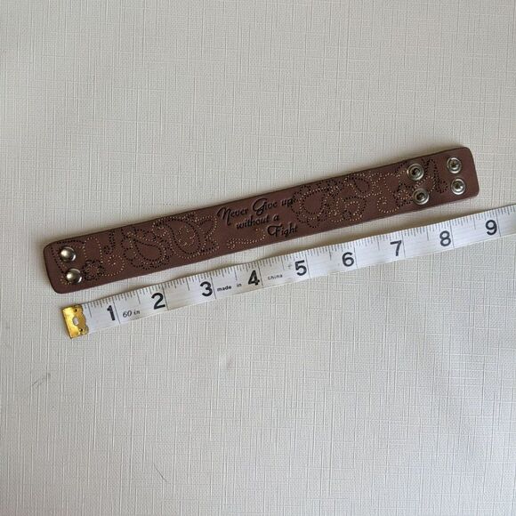 Layla Never Give Up Leather Bracelet Brown 7" / 8" NIP NEW IN PACKAGE - Picture 4 of 7